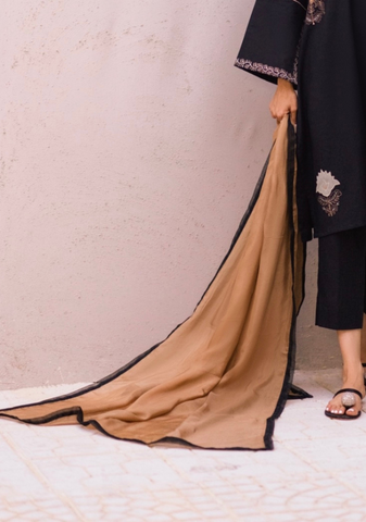 RENEÈ DUPATTA