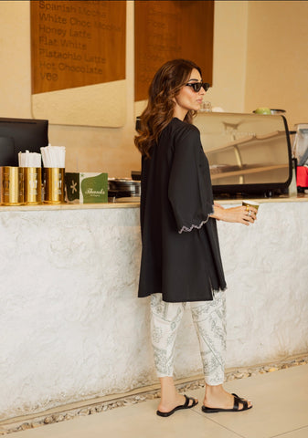 Black & White Embroidered Set