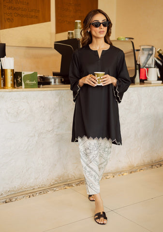 Black & White Embroidered Set